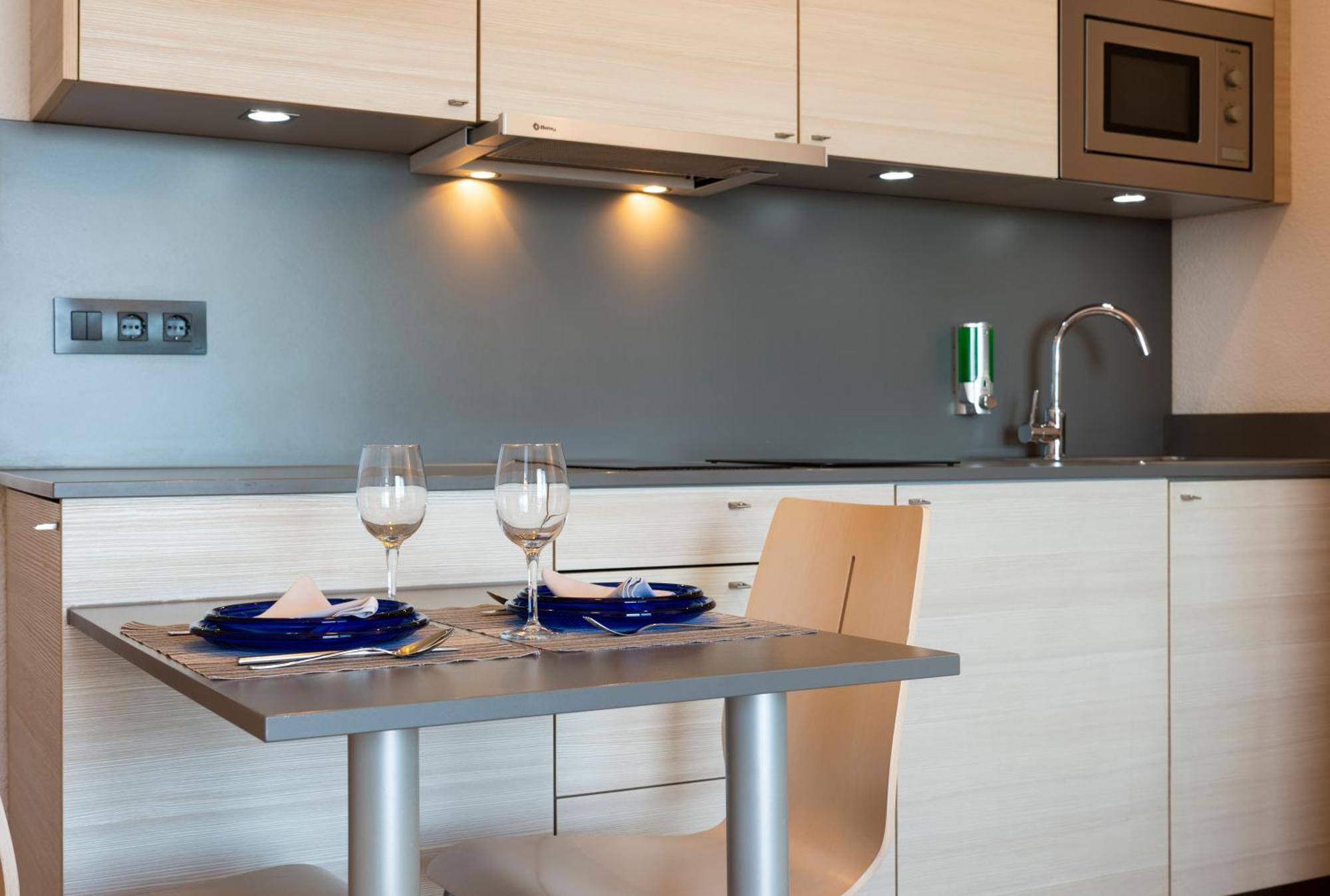 Almirall Apartaments Lloret de Mar Ngoại thất bức ảnh